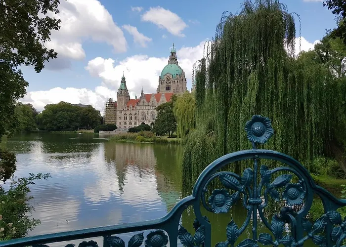 Wilkenburg - Luxurioese Und Idyllische 헴밍겐
